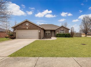 4181 W Mahogany Dr, Fayetteville, AR 72704