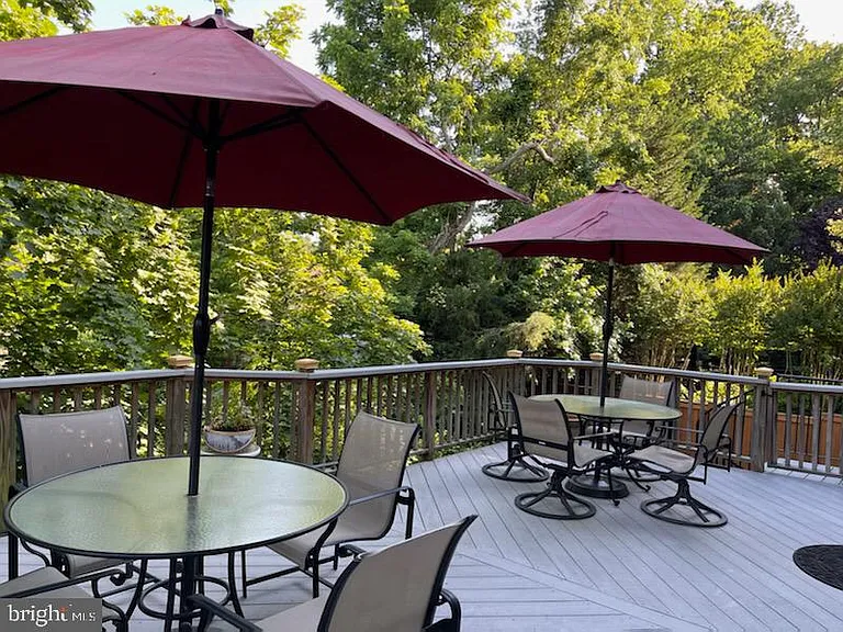 6915 Bonheim Ct — Photo 37