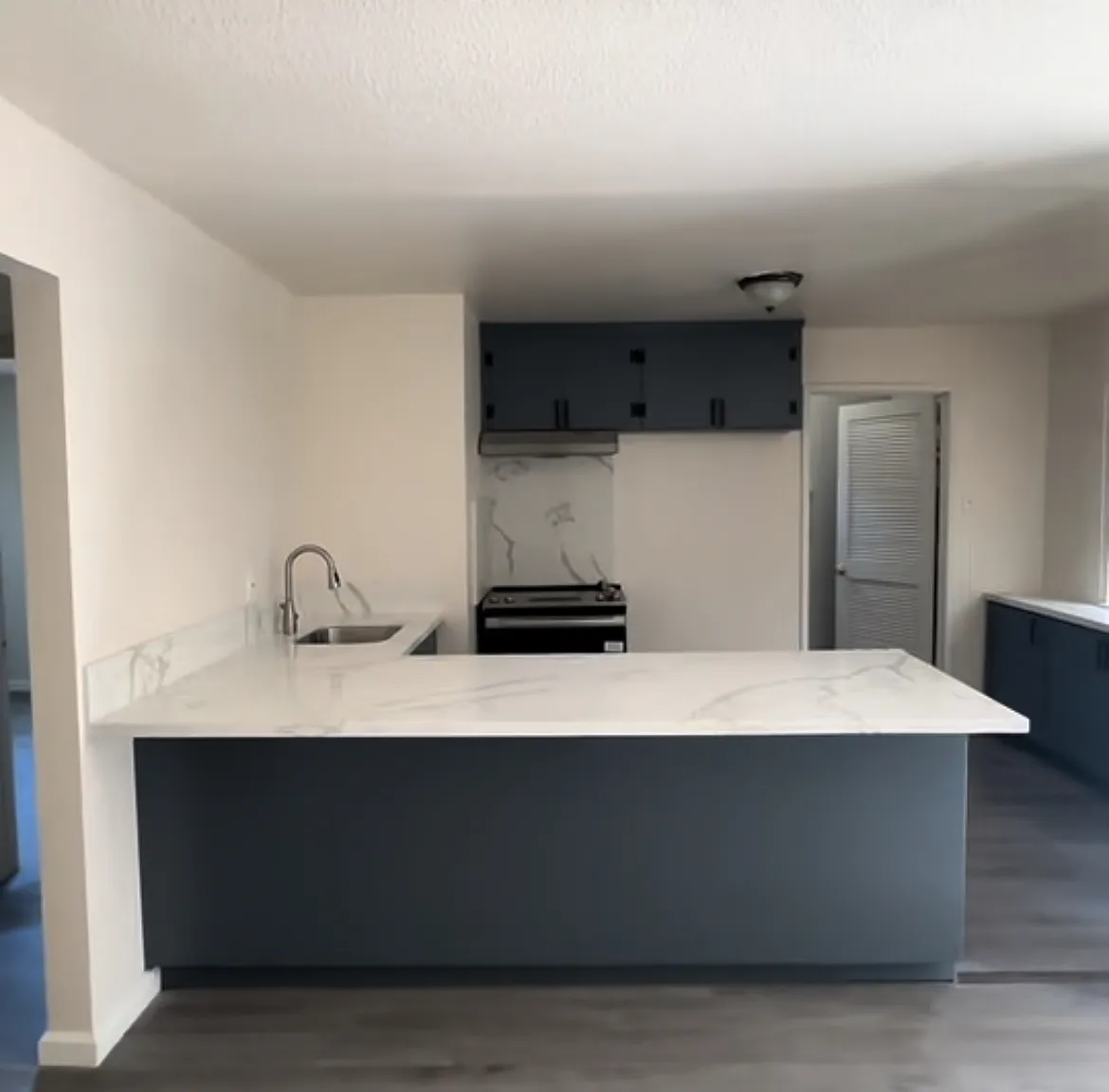 2 bed, 820 sqft, $1,850 — Photo 1