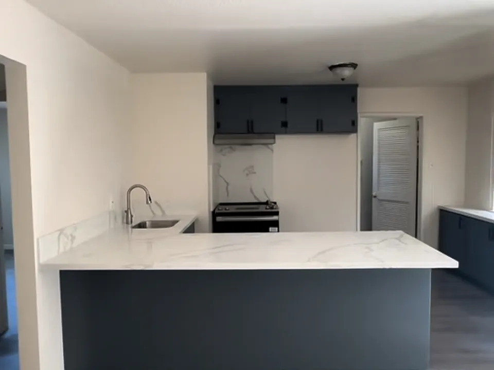 3976 Mission Rd