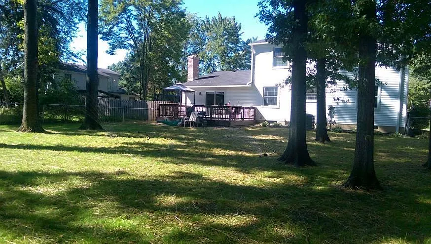 3 bed, 2.5 bath, 1818 sqft, $2,500 — Photo 2