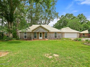 2747 Davis Rd, Byram, MS 39170