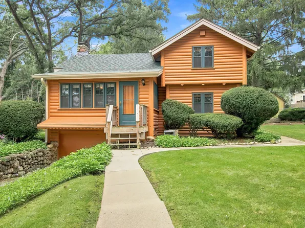 7706 Arbor Rd, Wonder Lake, IL 60097