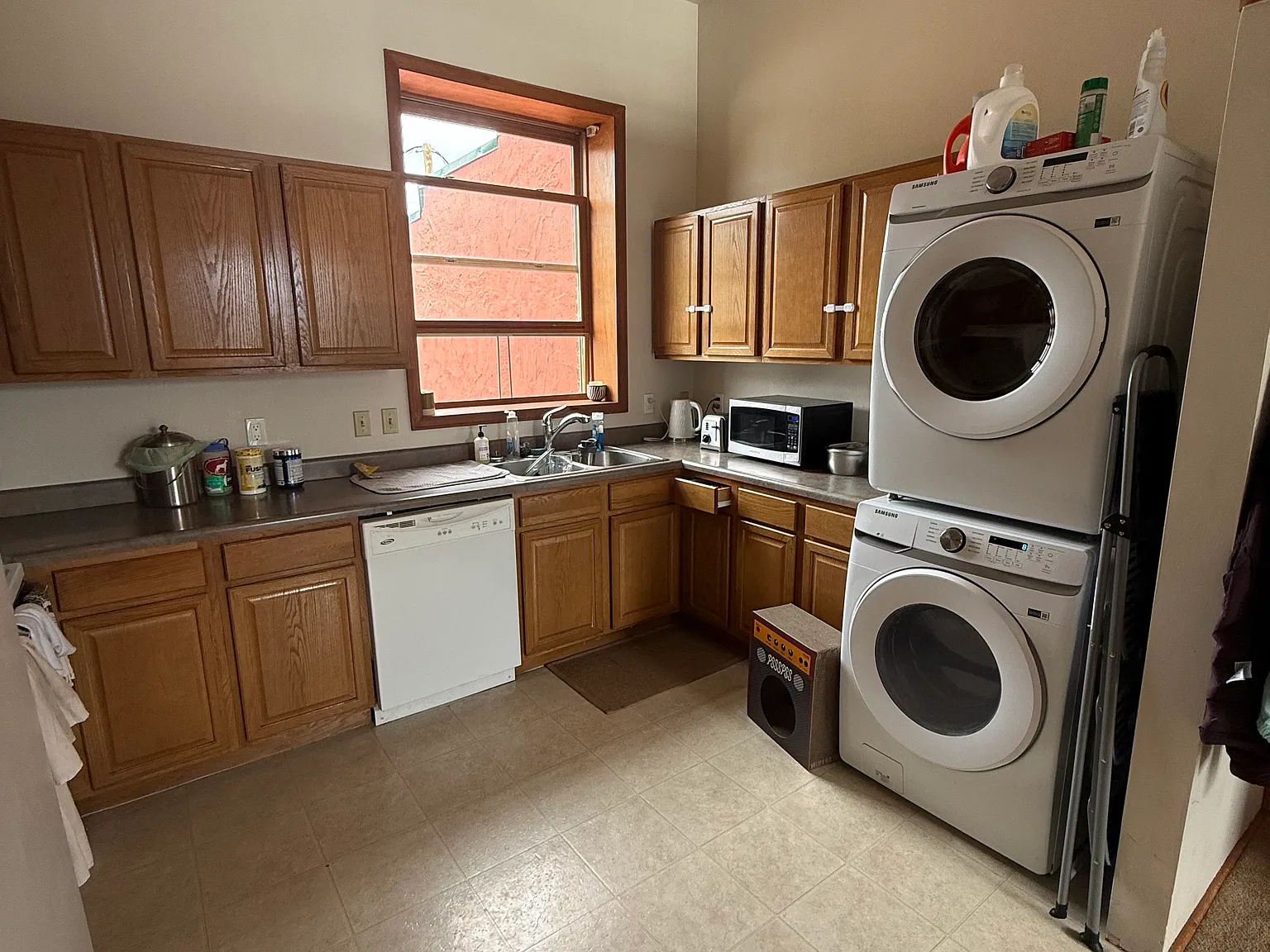 2 bed, 776 sqft, $1,100 — Photo 4