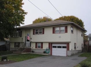 21 Westchester Dr, Lawrence, MA 01843