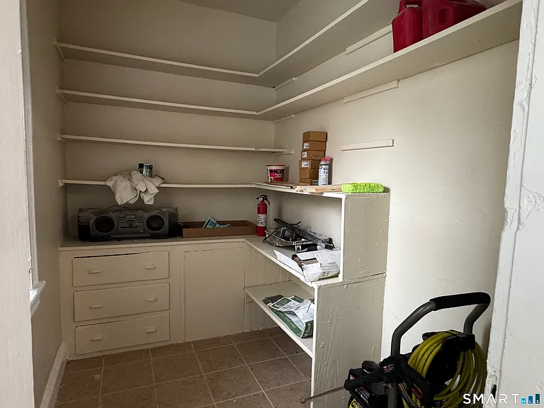 629 Colorado Ave — Photo 11