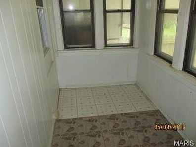 5th image of 4619 S 38th St