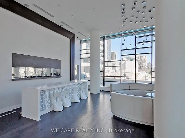 68 Canterbury Pl #311 — Photo 33