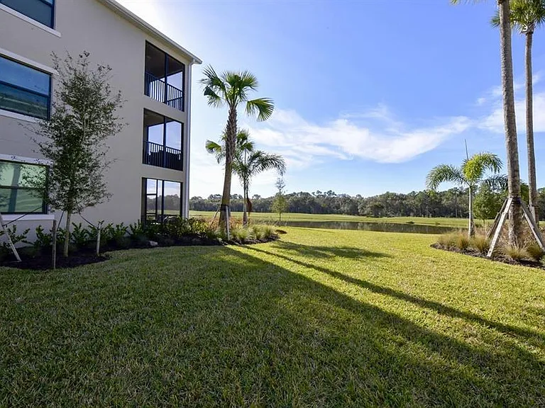 17626 Gawthrop Dr #206 — Photo 27