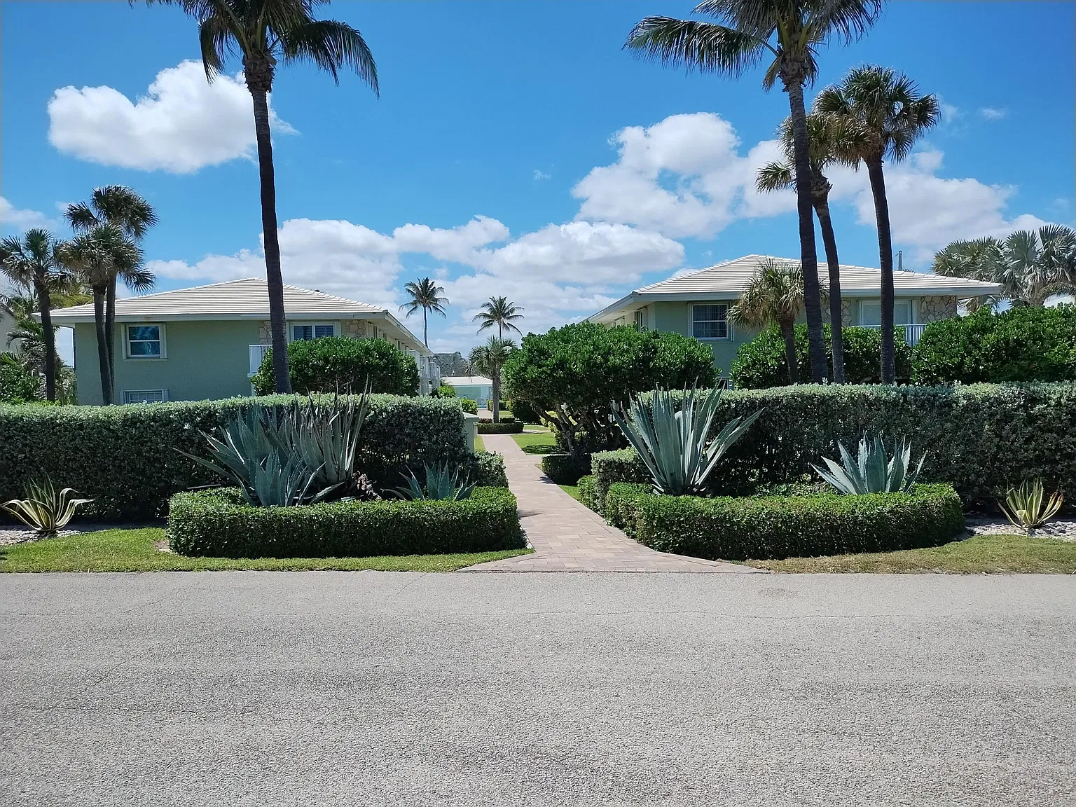Ocean Manor — Photo 4