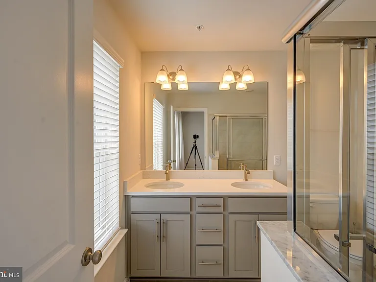 5059 Silver Oak Dr — Photo 31