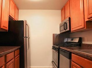 Round Hill Apartments of Chevy Chase, Chevy Chase, MD 20815