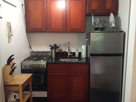 Rented by Pink Stone Realty LLC | media 32