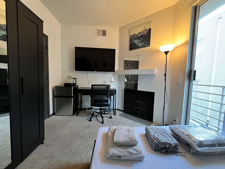 10929 Bluffside Dr — Photo 22