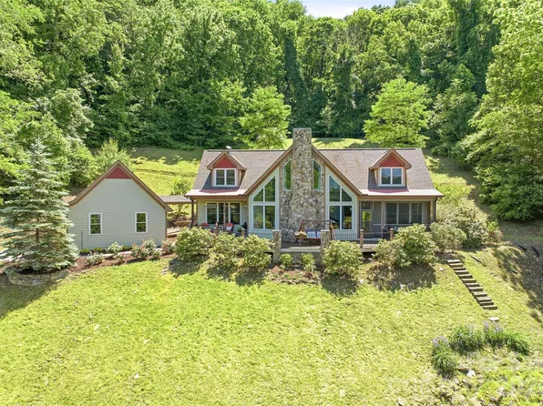 737 Traditions Way, Mars Hill, NC 28754
