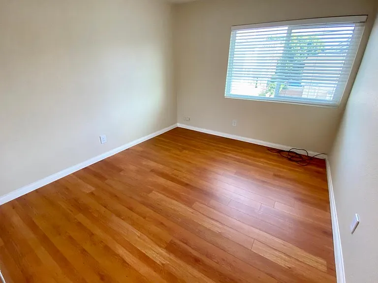 3731 Haines St #C — Photo 10