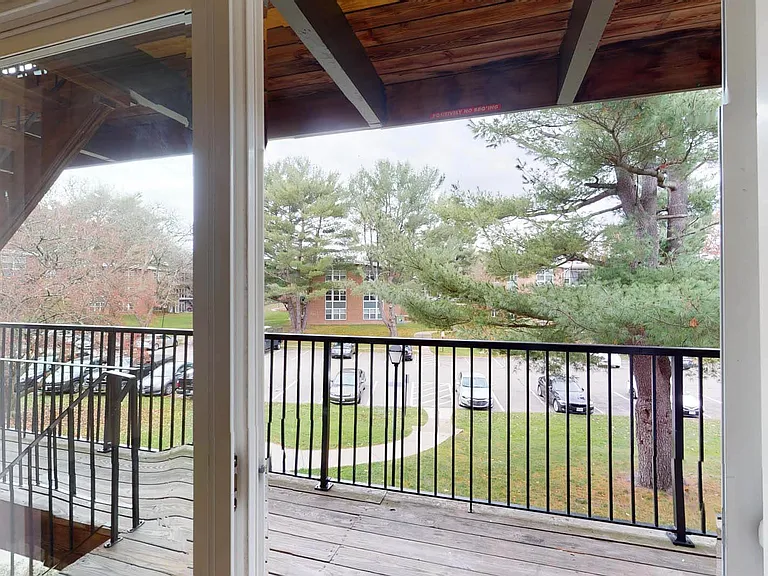 The Commons at Windsor Gardens — Photo 179