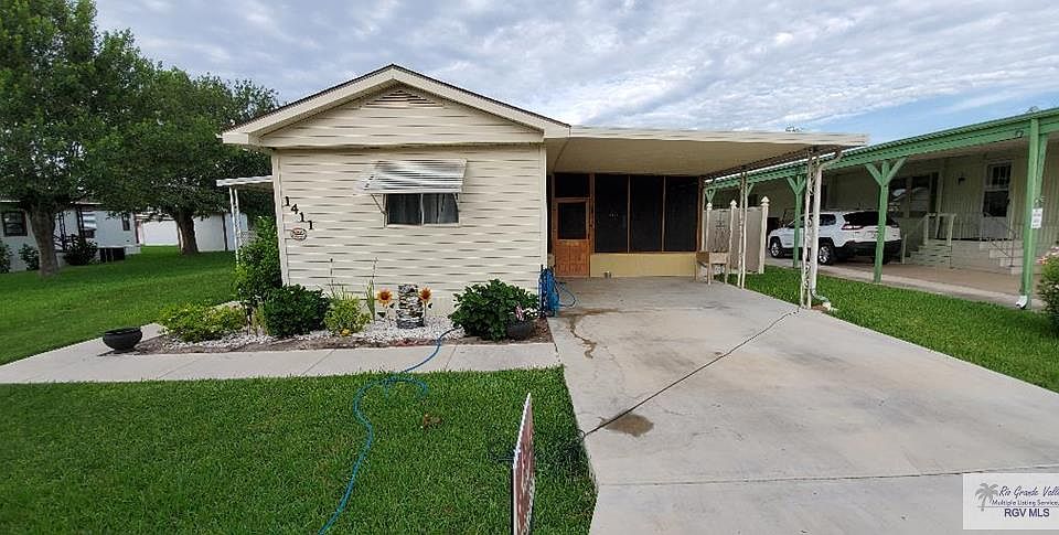 1st image of 1411 Coco Palm Dr