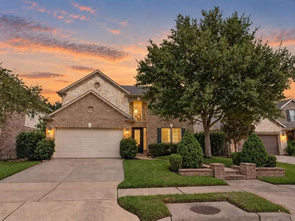 19510 Blushing Meadow Dr, Cypress, TX 77433