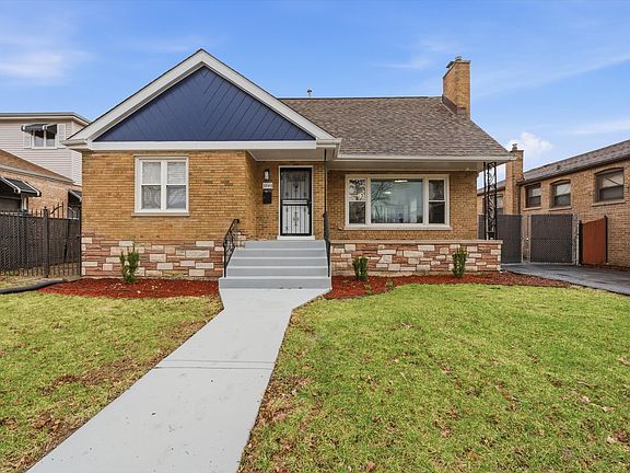 2nd image of 3743 W 83rd St