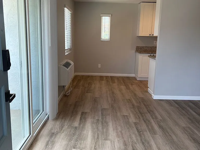 951 N Vulcan Ave — Photo 14
