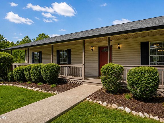4th image of 1532 N Courtney Oak Ln