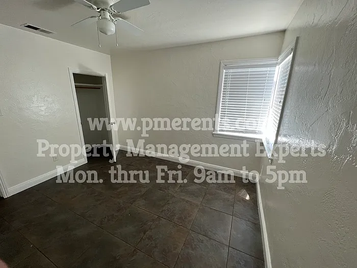 1759 Middlefield Ave — Photo 11