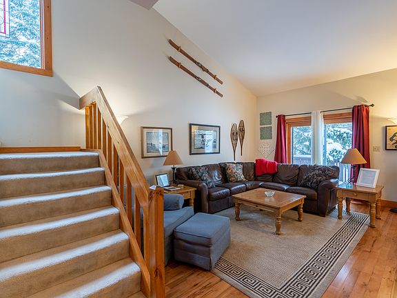 4th image of 22 Hemlock Way Unit 16