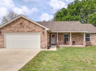 623 N Avenue A, Springtown, TX 76082