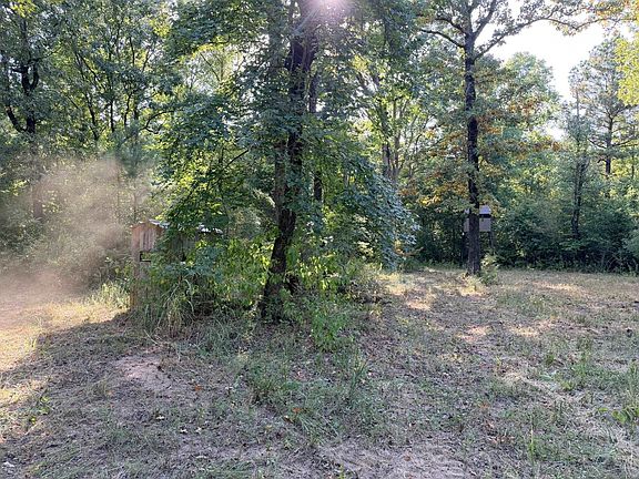 5th image of W Liberty Rd