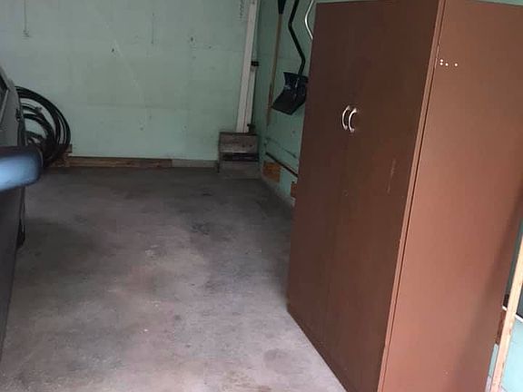 5th image of 1134 Huber Ave