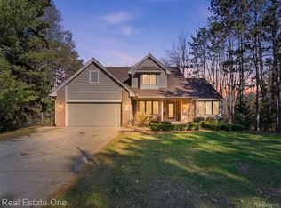 1755 Burrus Rd, Ortonville, MI 48462