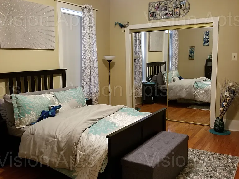 5828 N Kenmore Ave — Photo 8