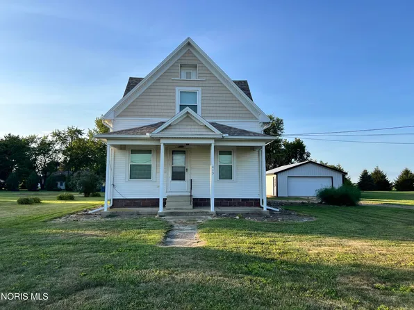413 E Morenci St, Lyons, OH 43533