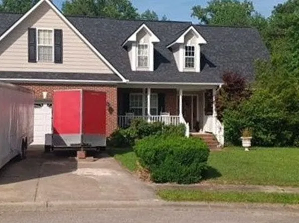 1102 Reflex St, Fayetteville, NC 28311