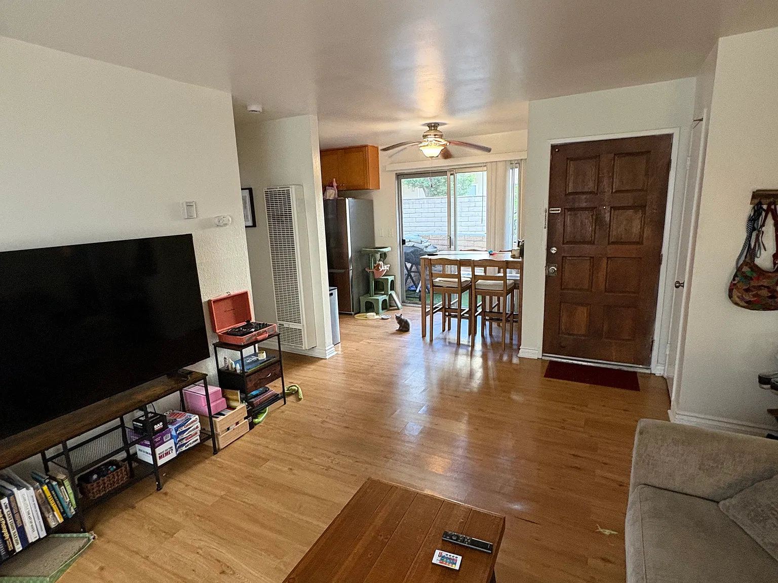 1 bed, 850 sqft, $2,495 — Photo 3