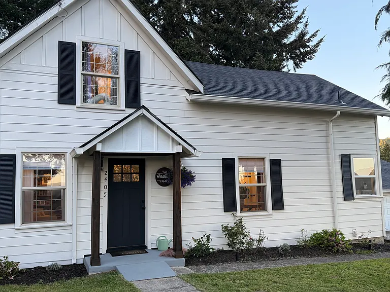 2405 Sunrise St — Photo 2