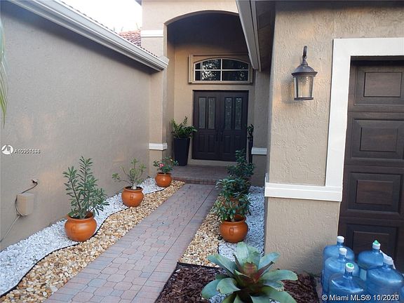 4th image of 4186 Staghorn Ln Unit 4186
