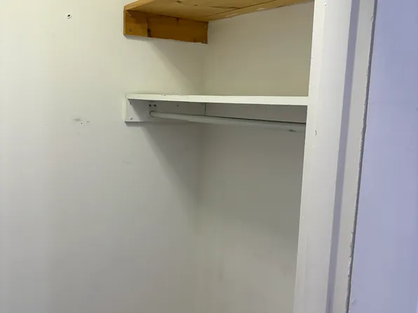 21 Hester St APT 3, Charleston, SC 29403