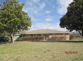 1544 Stainback Rd, Red Oak, TX 75154