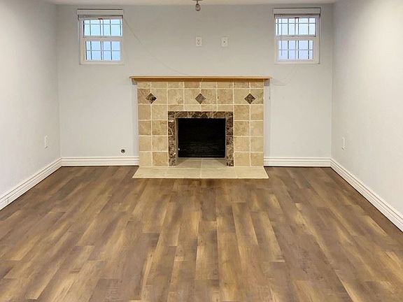 3rd image of 1760 Vine St