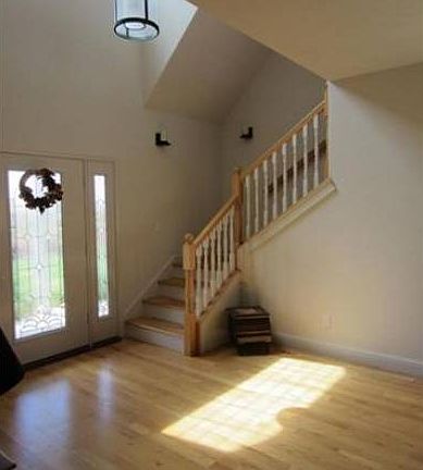 Entry/Foyer