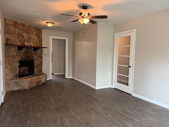 4th image of 404 Crepe Myrtle Ave
