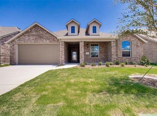 1265 Meridian Dr, Forney, TX 75126