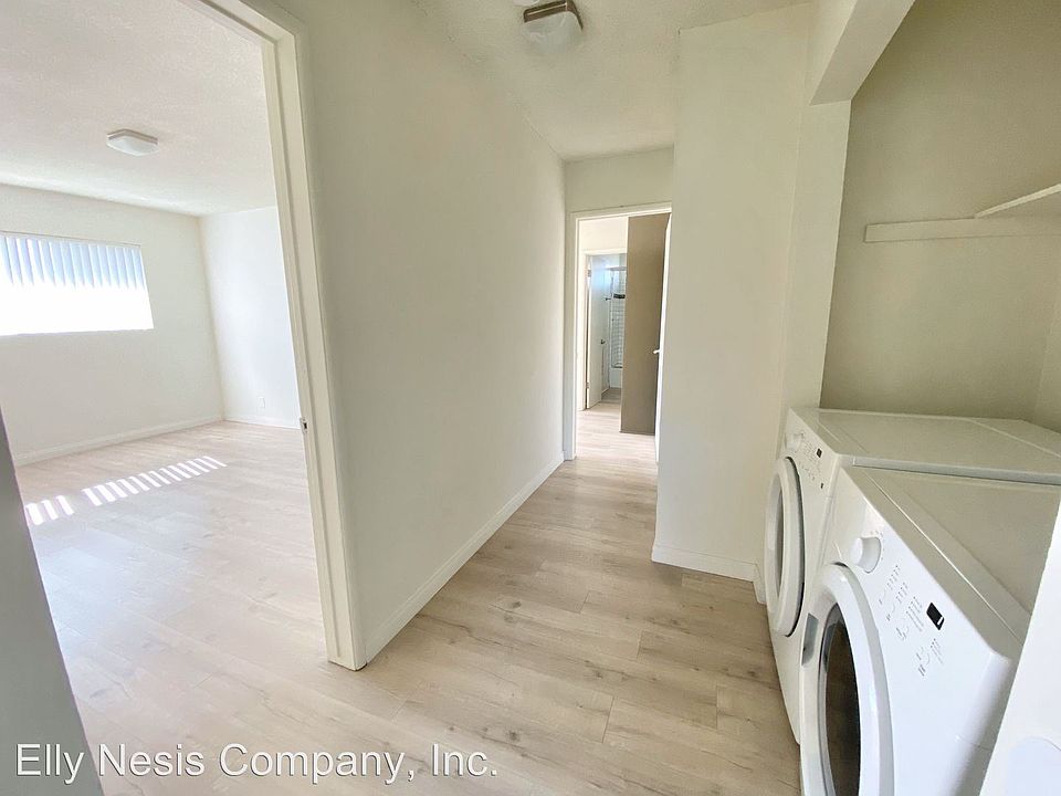1st image of 326 E Hardy St APT 1