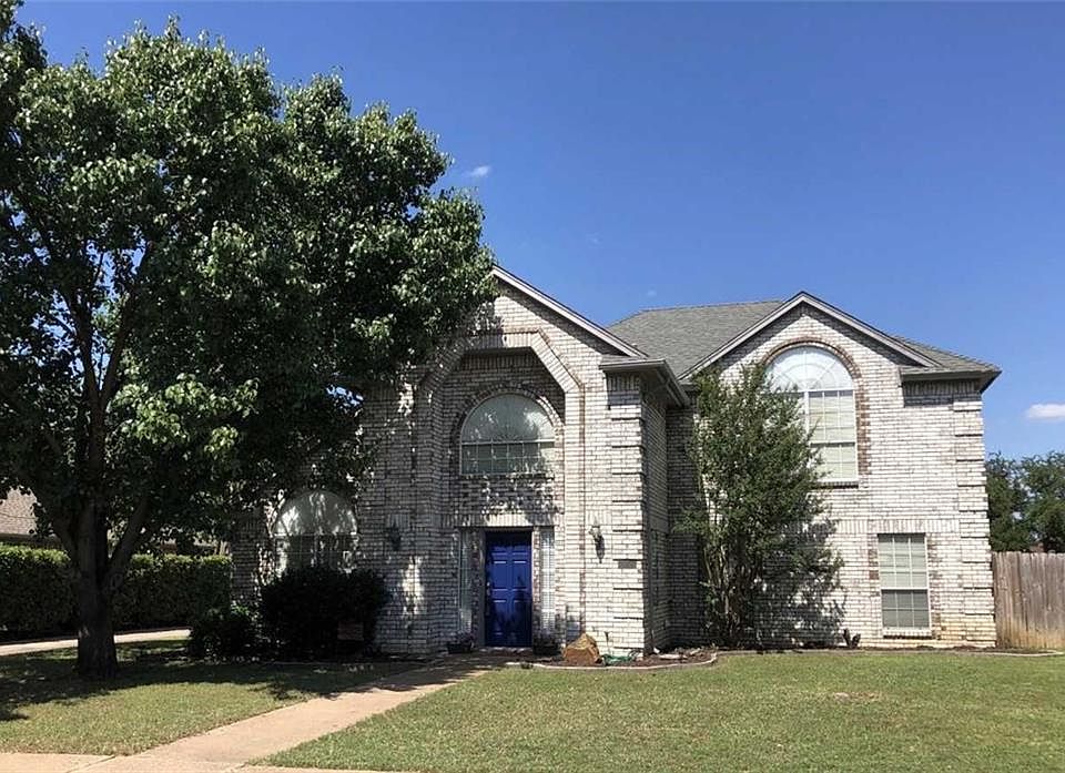 1st image of 350 Still Forest Dr