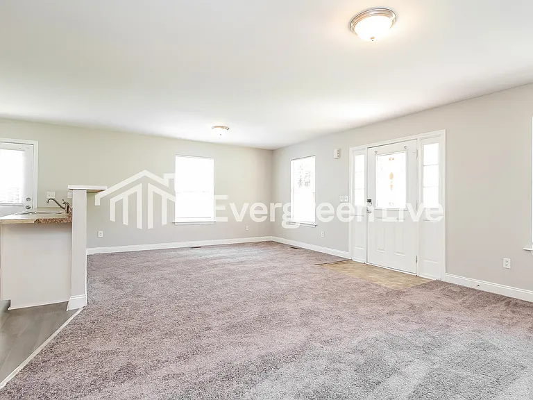 195 Beverly Ln — Photo 11