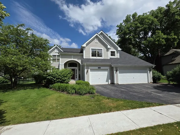 0N045 Underwood Dr, Geneva, IL 60134