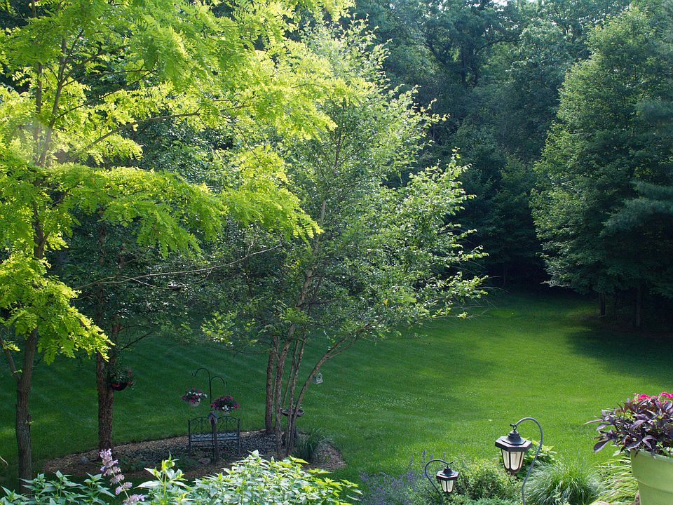 2nd image of 3141 Natures Place Dr SE