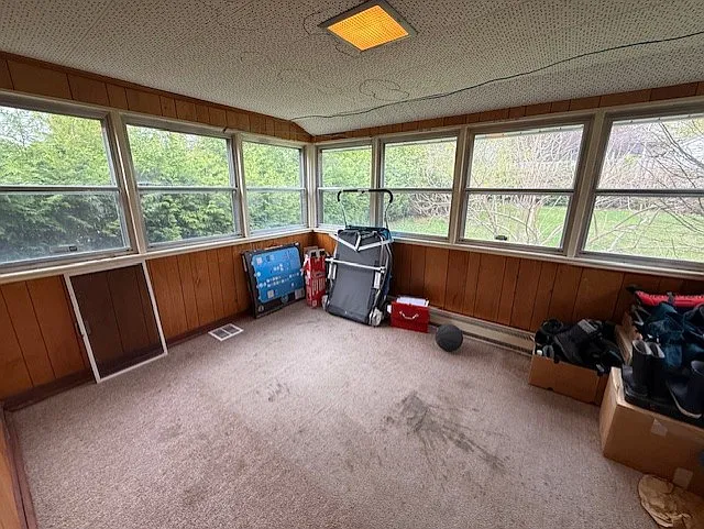 160 Mountbatten Ave — Photo 14